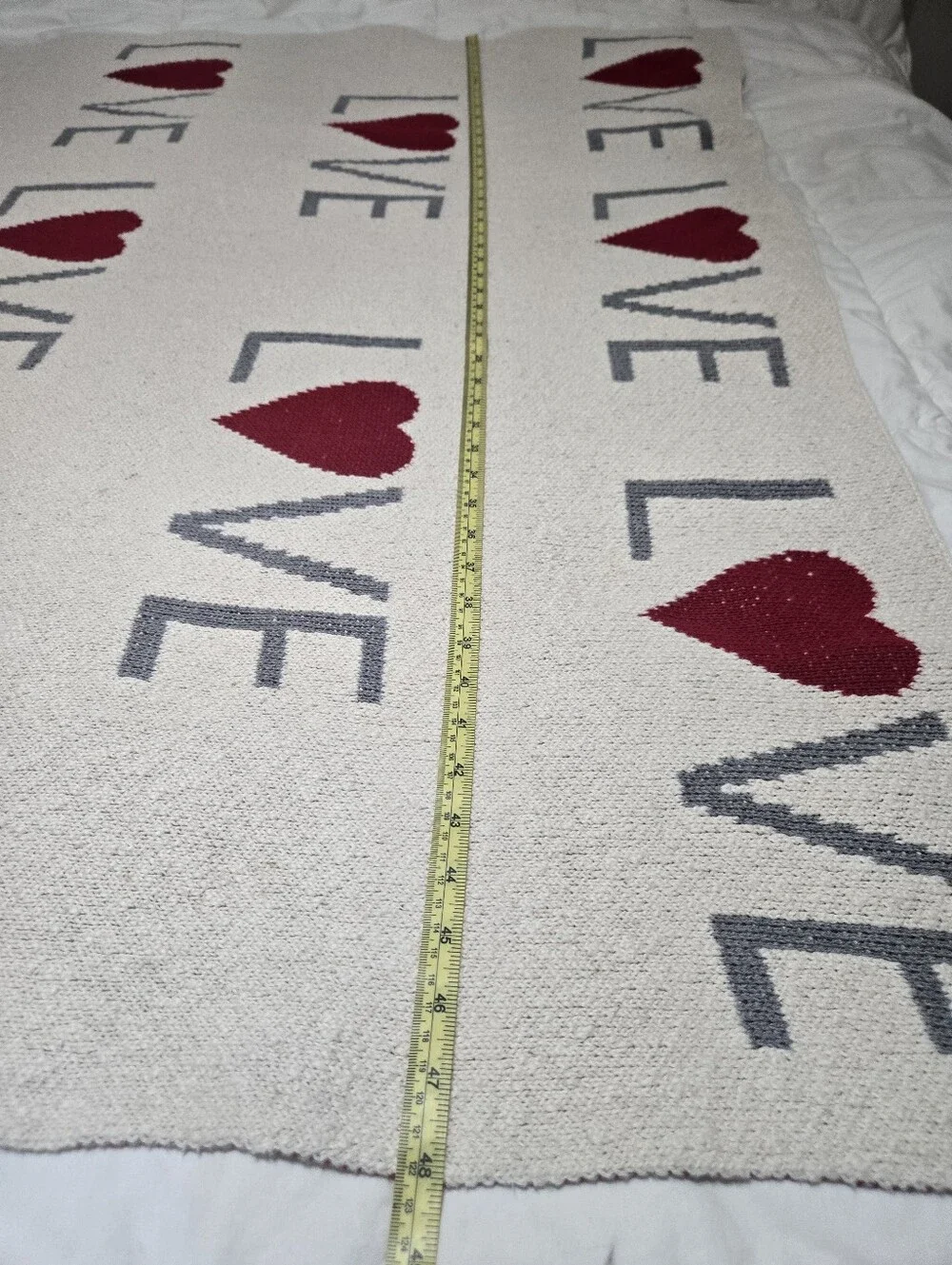 RACHEL ROY VALENTINES HEARTS THROW BLANKET